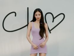 Momen Jennie BLACKPINK dan JK BTS di Acara Calvin Klein