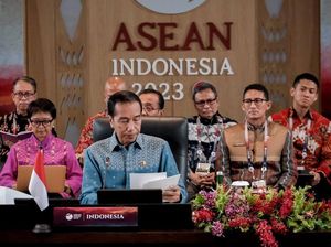 Hasil KTT ASEAN Sepakati Pengembangan Kendaraan Listrik Hasil KTT ASEAN Sepakati Pengembangan Kendaraan Listrik