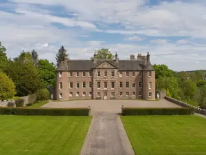 Ada yang Mau Beli Kastil? Dijual Nih Rp 57 Miliar Doang