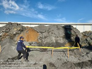 KLHK Setop Aktivitas Peleburan Logam Tanpa Izin di Serang Banten KLHK Setop Aktivitas Peleburan Logam Tanpa Izin di Serang Banten