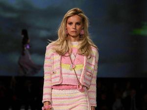 10 Foto Fashion Show Chanel Resort 2024 di Paramount Studios, Hollywood