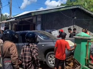 Minibus Tabrak Kios dan 2 Bocah Kakak Adik di Mamuju, 1 Orang Tewas