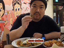 Makan Nasi Padang di Jepang, Begini Reaksi Nex Carlos
