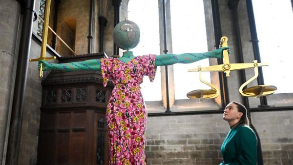 Pameran Seni Nggak Harus di Galeri, tapi Bisa di Katedral!