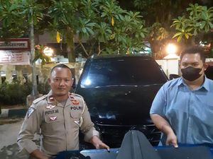 Nekat! Pemobil di Jakpus Pakai Pelat Dinas Polisi Palsu demi Hindari Gage