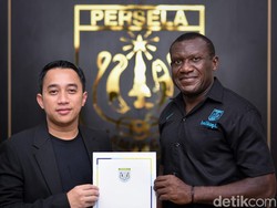 Persela Resmi Datangkan Herman Dzumafo