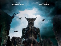 Sinopsis Film Colossal, Anne Hathaway Punya Ikatan dengan Monster Kaiju!