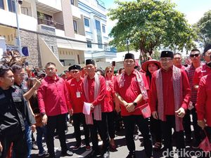 PDIP Sulut Daftarkan 45 Bacaleg ke KPU, Target Raih 25 Kursi