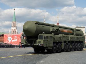 Ilmuwan Rusia Dituduh Bocorkan Rahasia Rudal Hipersonik ke China