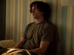 Tom Holland Ngaku Pernah Kecanduan Alkohol