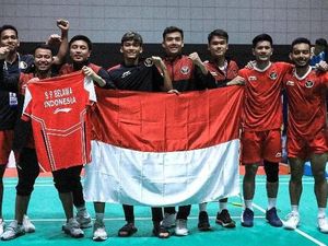 Timnas Badminton Kibarkan Jersey Syabda Bikin Netizen Terharu Timnas Badminton Kibarkan Jersey Syabda Bikin Netizen Terharu