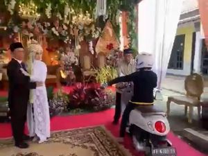 Aksi Santai Wanita Bermotor Terobos Resepsi Pernikahan di Ponorogo