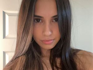 Wanita Ini Raup Cuan Miliaran dalam Seminggu Berkat Pacar AI