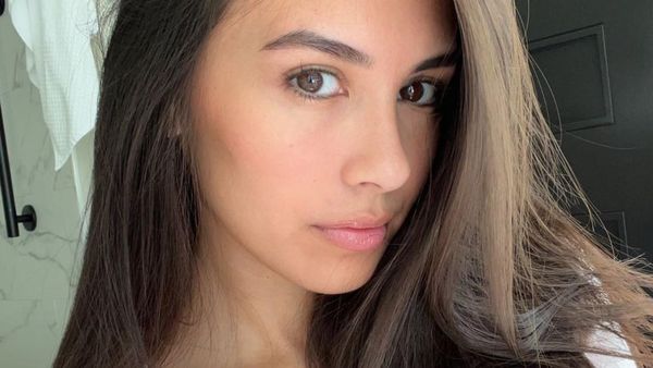 Foto Model yang Kloning Diri Sendiri Pakai AI untuk Dibagikan ke Seribu Pacar