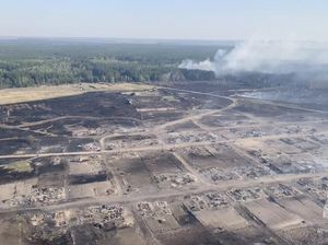 Dunia Hari Ini: Korban Tewas Kebakaran Hutan di Rusia Mencapai 21 Orang