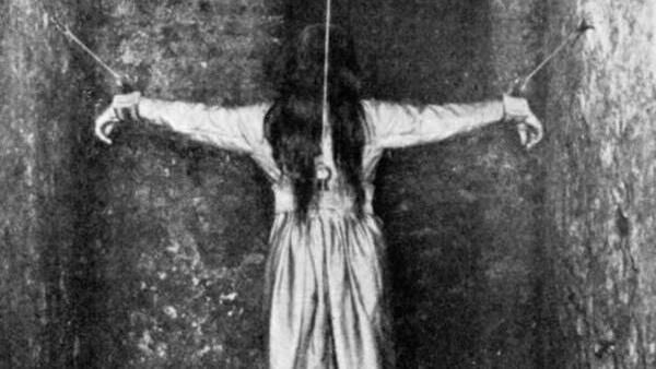 Foto Seram dengan Kisah yang Mengerikan!