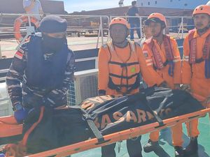 WN Filipina Tewas Tertimpa Pelat Baja di Kapal, Dievakuasi ke Aceh