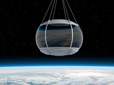 Foto Kapsul Luar Angkasa Tawarkan Makan Mewah Rp 1,9 M