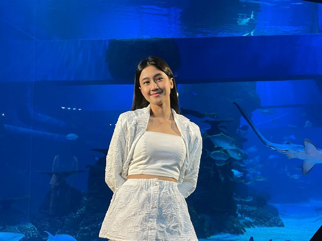 Keisya Levronka menangis saat bawakan lagu Tak Ingin Usai, ingat masa saat ia dibully.