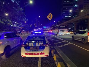 Tol Dalam Kota dari Kuningan Arah Cawang Macet Malam Ini
