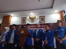 PAN Resmi Daftar Bacaleg 2024 ke KPU, Ada Verrel Bramasta hingga Uya Kuya