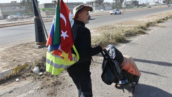 Masya Allah, Pria Ini Jalan Kaki dari Austria ke Mekkah untuk Ibadah Haji
