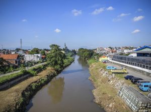 Pemkot Jaksel Proses Ganti Rugi 11 Warga Terdampak Normalisasi Ciliwung Pemkot Jaksel Proses Ganti Rugi 11 Warga Terdampak Normalisasi Ciliwung
