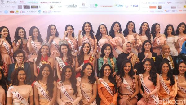 8 Foto Pesona Finalis Puteri Indonesia 2023, dari Dosen Hingga Dokter Gigi