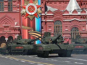 Rusia Produksi 100 Tank Tiap Bulan, Tapi...