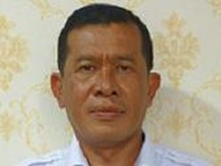 Profil Eks Kadis Ketapang yang Dicopot Bobby gegara Proyek Lampu Pocong