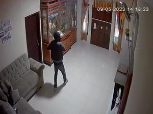 Aksi Santuy Maling Bobol Rumah di KBB yang Ditinggal Pemilik Umrah