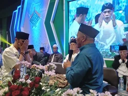 Sederet Fakta Ustaz Hanan Attaki Dibaiat Jadi Warga NU
