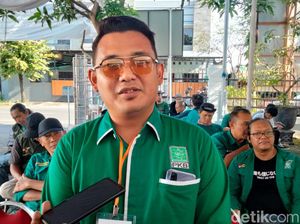 Eks Pelatih Atlet Difabel hingga Preman Pensiun Daftar Jadi Caleg Solo Eks Pelatih Atlet Difabel hingga Preman Pensiun Daftar Jadi Caleg Solo