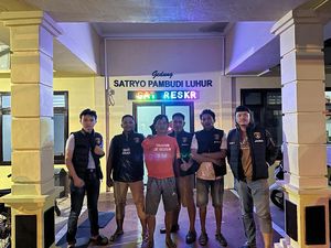 DPO Kasus Pembunuhan di Sarolangun Ditangkap saat Pulang Kampung DPO Kasus Pembunuhan di Sarolangun Ditangkap saat Pulang Kampung