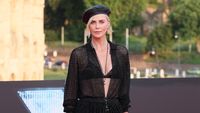 Foto: Adu Gaya Seksi Charlize Theron Hingga Brie Larson di Premier Fast X
