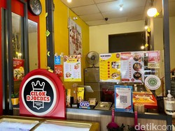 Lembut dan Nikmat Cilok Djoedes di Pasar Modern Tangerang Selatan