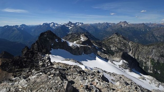 Nsnsjsks/Foto: Instagram.com/ncascadesnps Rekomendasi tempat perkemahan terindah di dunia