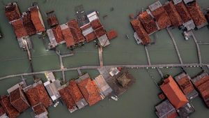 Belasan Desa di Demak Terdampak Banjir Rob