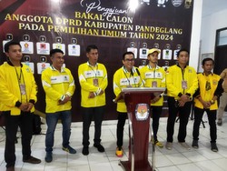 DPD Golkar Pandeglang Daftarkan 50 Bacaleg ke KPUD