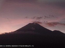 Dalam 6 Jam, Gunung Semeru Erupsi Disertai Letusan 23 Kali