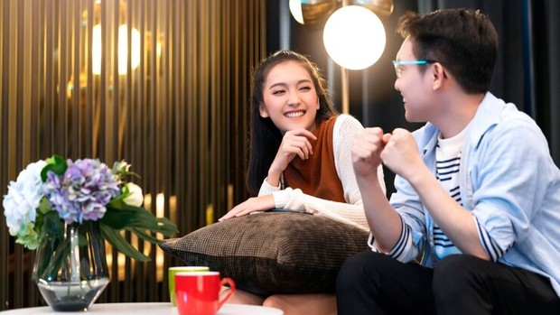 Deretan aturan yang wajib diterapkan sebelum berteman dengan mantan menurut ahli