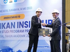 120 Insinyur Baru Dilantik ITS, Didominasi Praktisi Industri 120 Insinyur Baru Dilantik ITS, Didominasi Praktisi Industri
