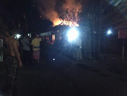 Warung Bakso-Gudang Terbakar di Tabanan, Kerugian Rp 80 Juta