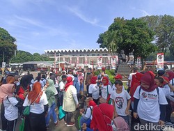 Relawan Jokowi Mulai Padati Istora Senayan Jelang Puncak Musra