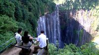Pesona Air Terjun Coban Sewu di Lumajang