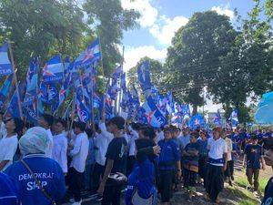 Ribuan Kader Demokrat Iringi Pendaftaran Bacaleg ke KPU NTB