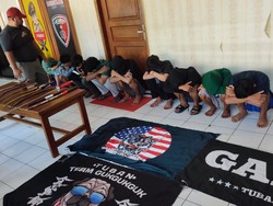 Bawa Sajam Hendak Tawuran, 11 Geng Gukgukguk di Tuban Diamankan