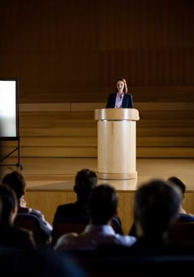 Terbuka pada peluang baru. Foto freepik.com: wavebreakmedia Terbuka pada peluang baru. Foto freepik.com: wavebreakmedia