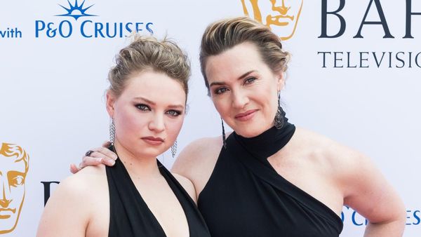 7 Potret Putri Kate Winslet, Berwajah Mirip dan Berprestasi Seperti Ibu