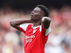 Arsenal Protes Saka Kerap Dilanggar, Enggak Lihat Maradona atau Messi?